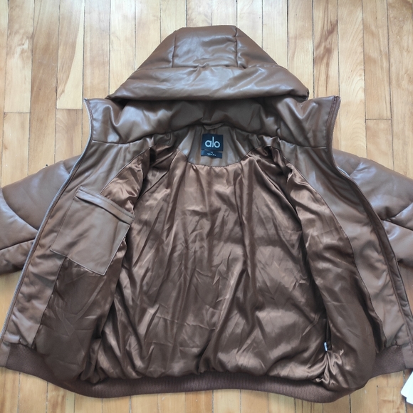 Vegan Leather Boss Puffer - Picture 4 of 9